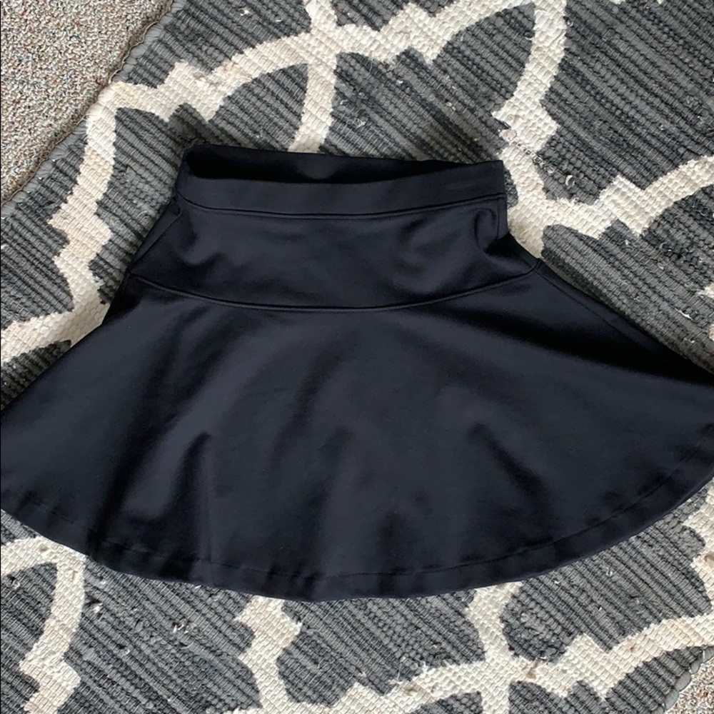 Black skater skirt from Old Navy.